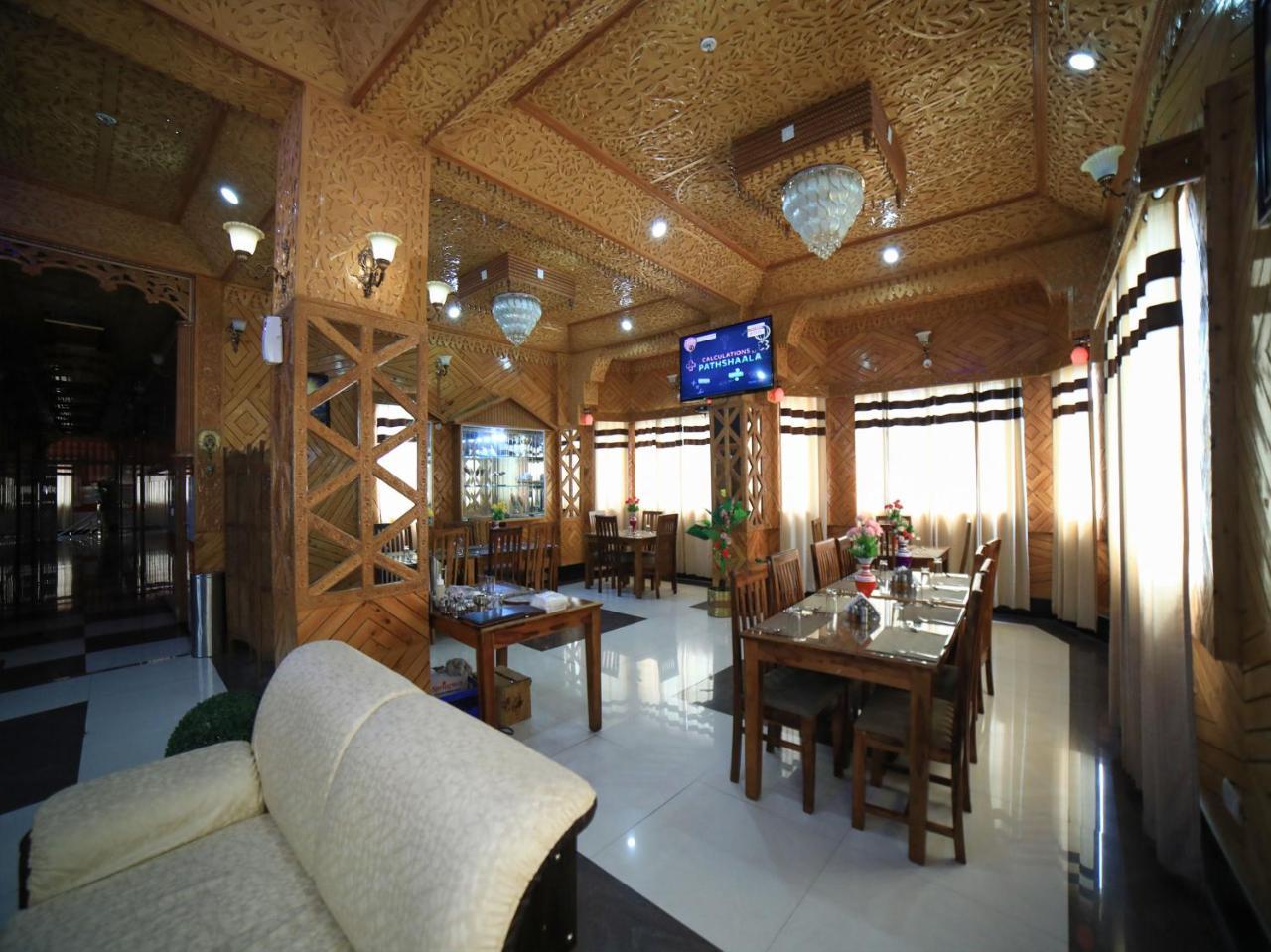 Oyo 5369 Hotel Shimla Hills International Bagian luar foto